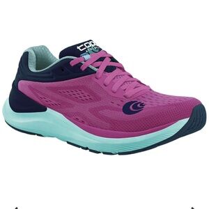 Topo Ultrafly Running Shoe - Size 8.5